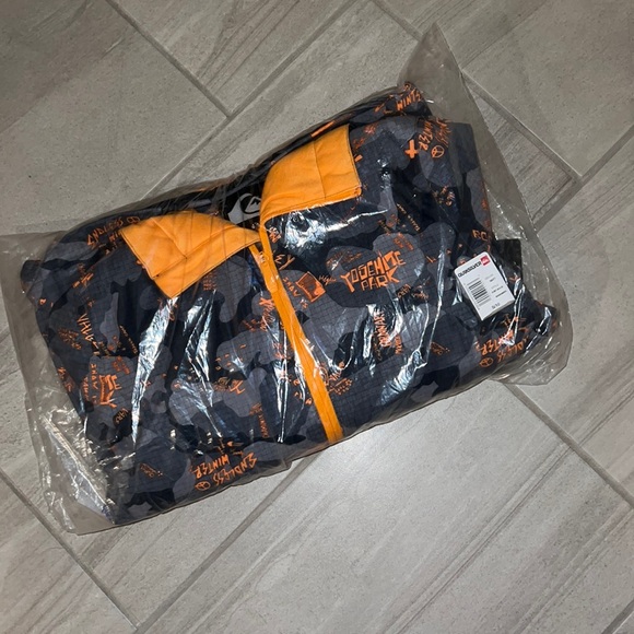 COPY - ❄️ QUIKSILVER MISSION PRINTED SNOWBOARD JACKET FOR BOYS YOUTH NWT 🎿 - Picture 2 of 7